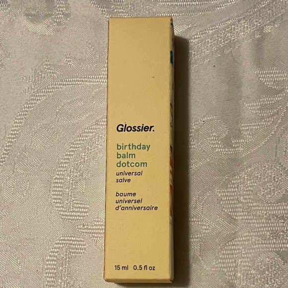 LAST CALL before XMAS gifting - Glossier. birthday balm dotcom universal salve - Picture 2 of 3